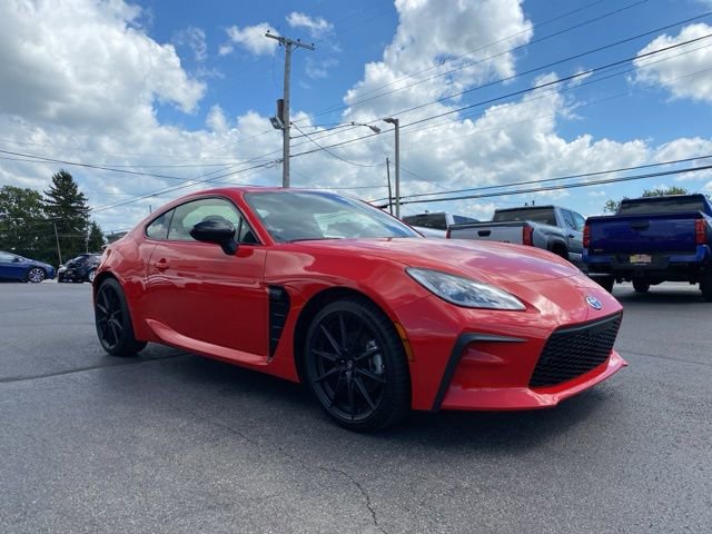 New 2025 Toyota GR86 Premium RWD image 8