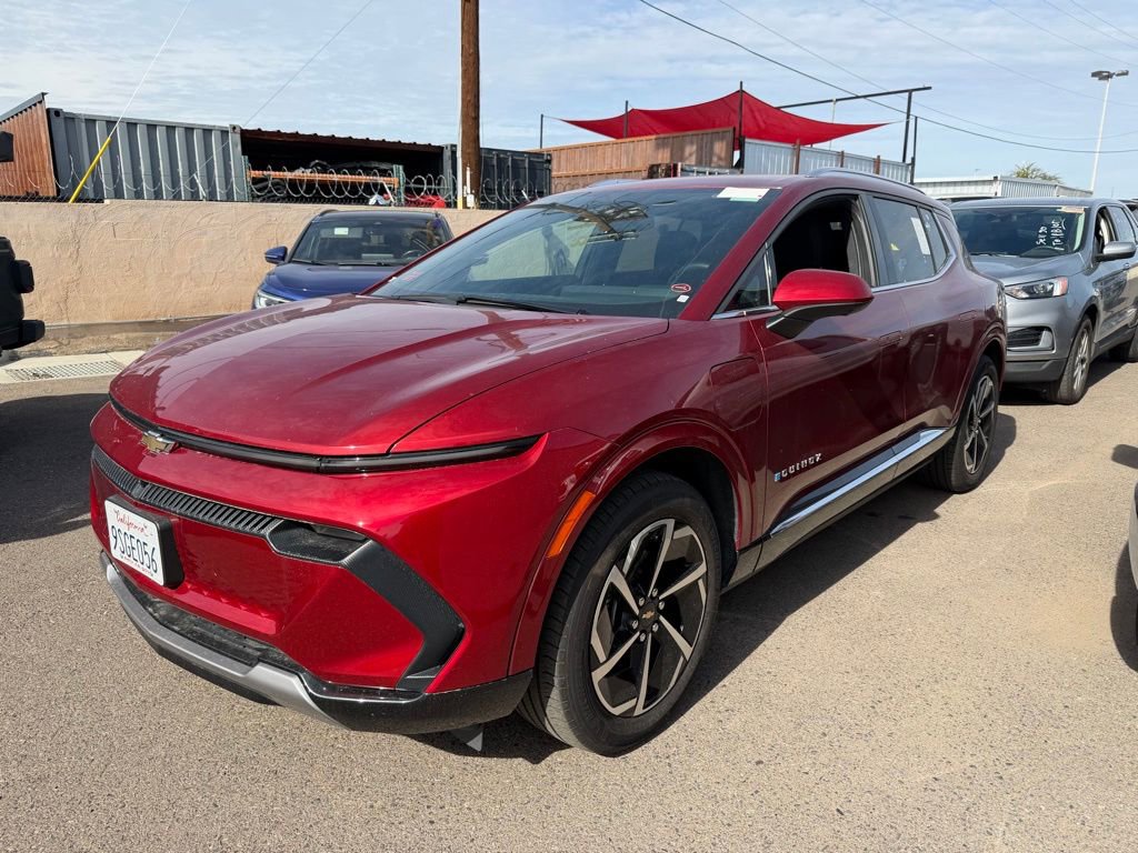 Used 2025 Chevrolet Equinox EV LT w/ Convenience Package image 6