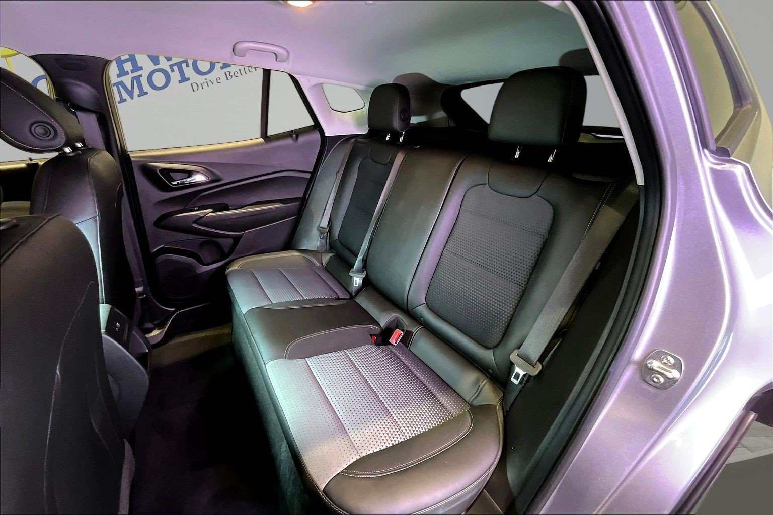 Used 2025 Chevrolet Trax LT w/ LT Convenience Package FWD image 22