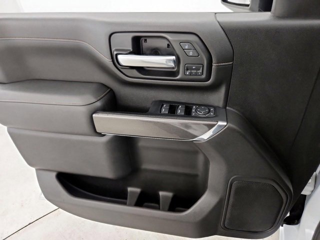 Used 2021 GMC Sierra 2500 AT4 w/ AT4 Premium Plus Package image 8