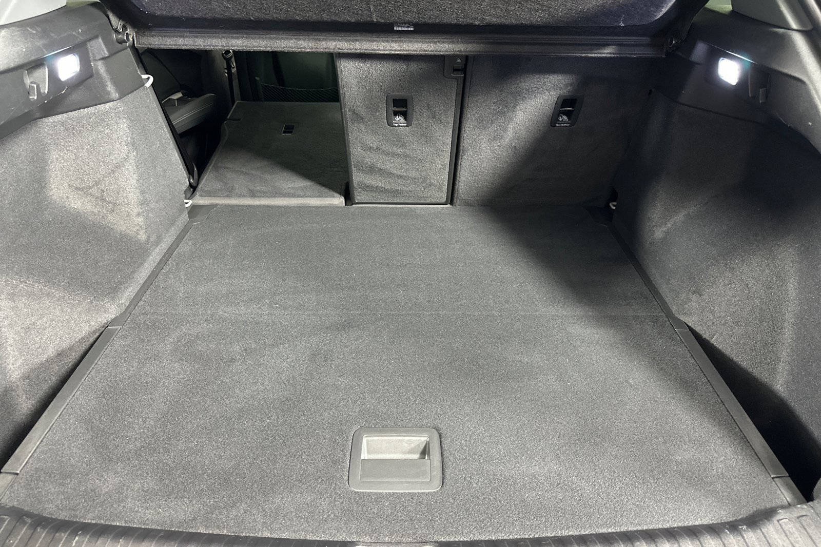 Used 2024 Audi Q4 e-tron Premium Plus w/ Premium Plus image 14