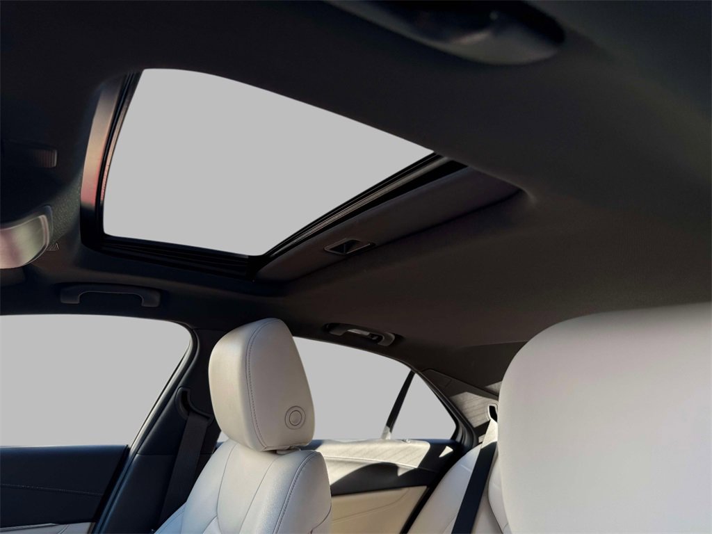 Used 2021 Cadillac CT4 Luxury w/ Sun And Sound Package image 22