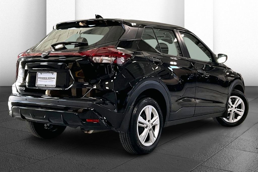 Certified 2025 Nissan Kicks Play S image 13