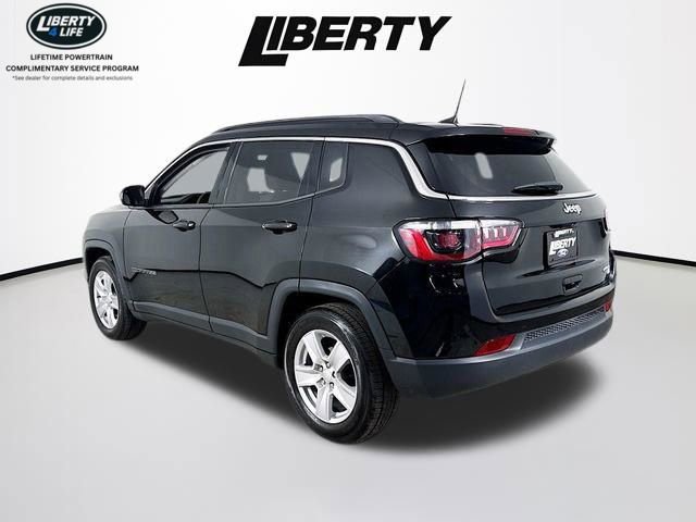 Used 2022 Jeep Compass Latitude FWD image 5