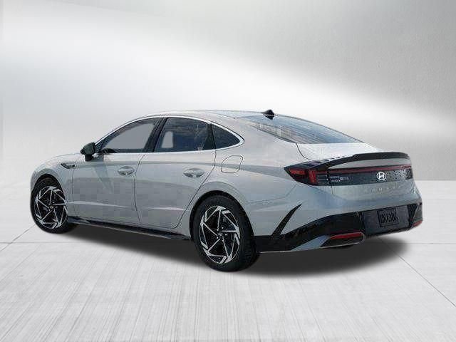New 2026 Hyundai Sonata SEL FWD image 14
