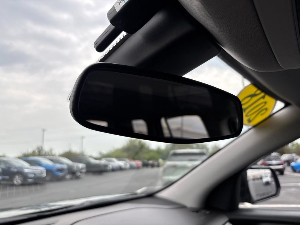 Used 2018 GMC Acadia SLE FWD image 31