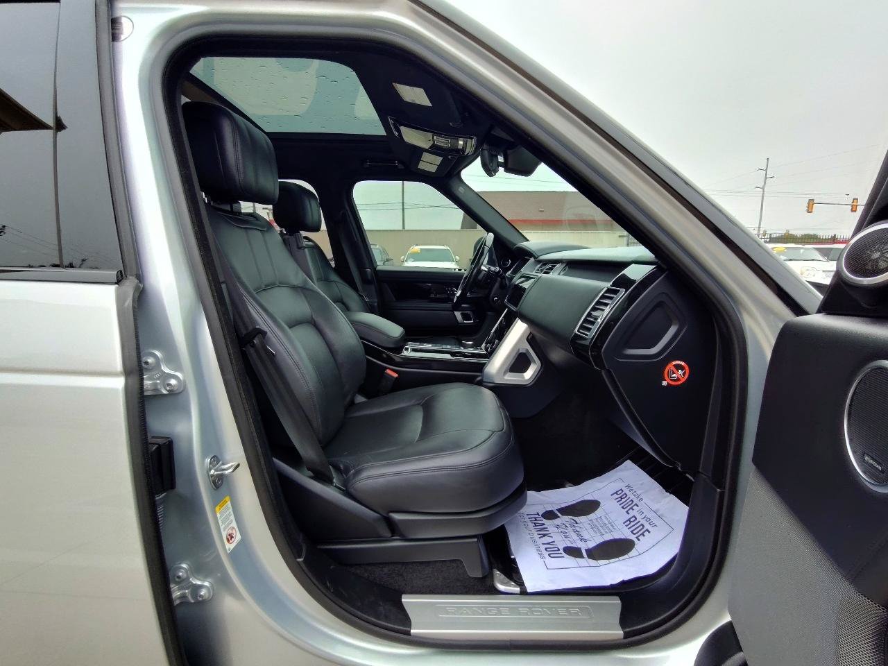 Used 2019 Land Rover Range Rover Supercharged AWD/4WD image 48