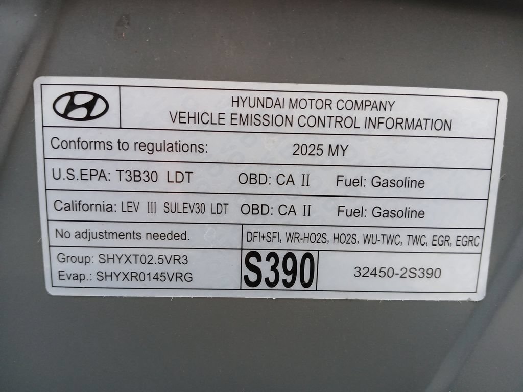 Used 2025 Hyundai Santa Cruz SEL FWD image 19