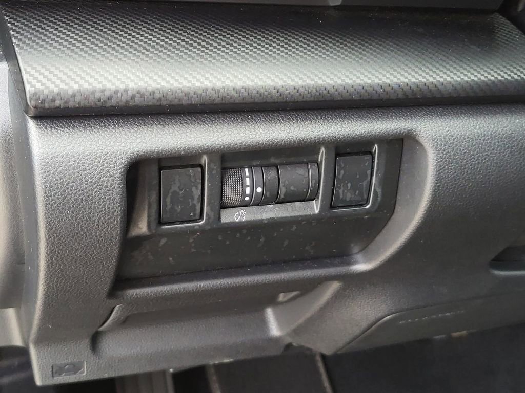Certified 2025 Subaru Crosstrek 2.0i Premium image 20