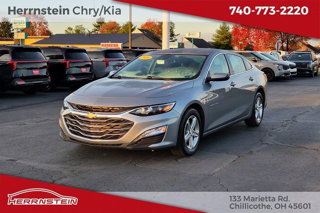 Used 2024 Chevrolet Malibu LT image 3