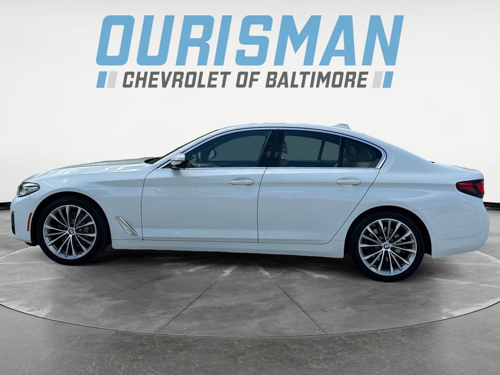 Used 2023 BMW 540i xDrive w/ Premium Package AWD/4WD image 3