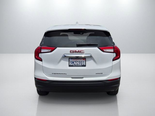 Used 2024 GMC Terrain SLE AWD/4WD image 5