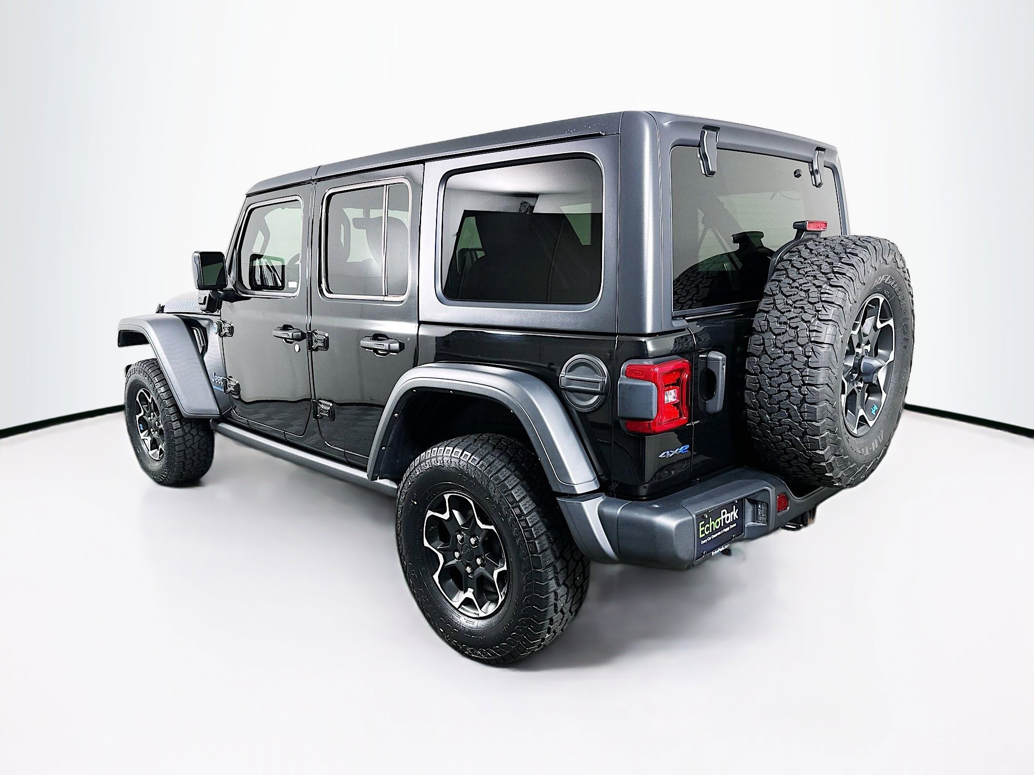 Used 2023 Jeep Wrangler Unlimited Rubicon 4xe w/ Steel Bumper Group image 5