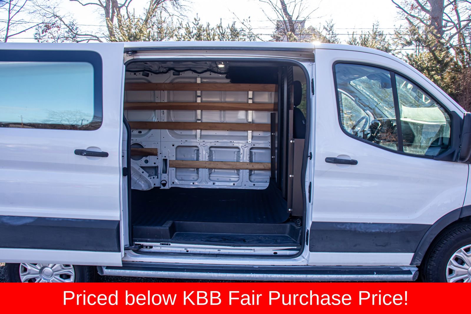 Used 2023 Ford Transit 250 Low Roof w/ Exterior Upgrade Package image 15