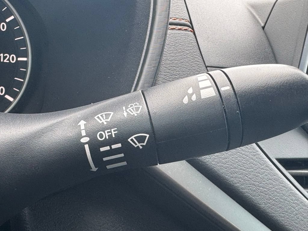 Used 2020 Nissan Altima 2.5 SR FWD image 17