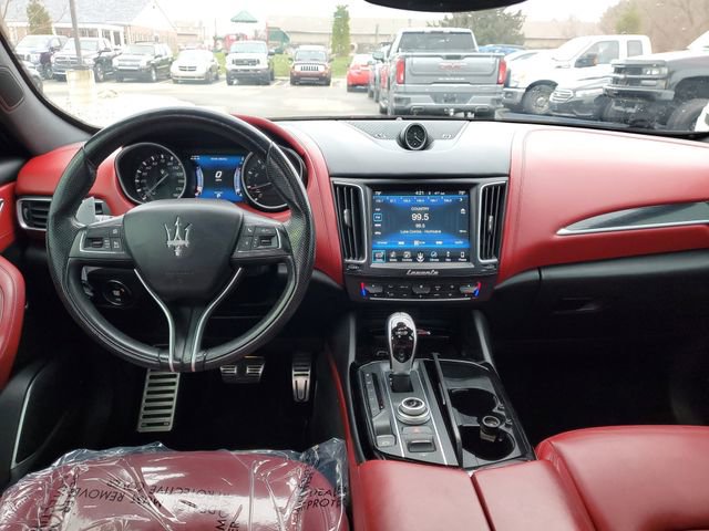 Used 2017 Maserati Levante w/ Sport Package image 30