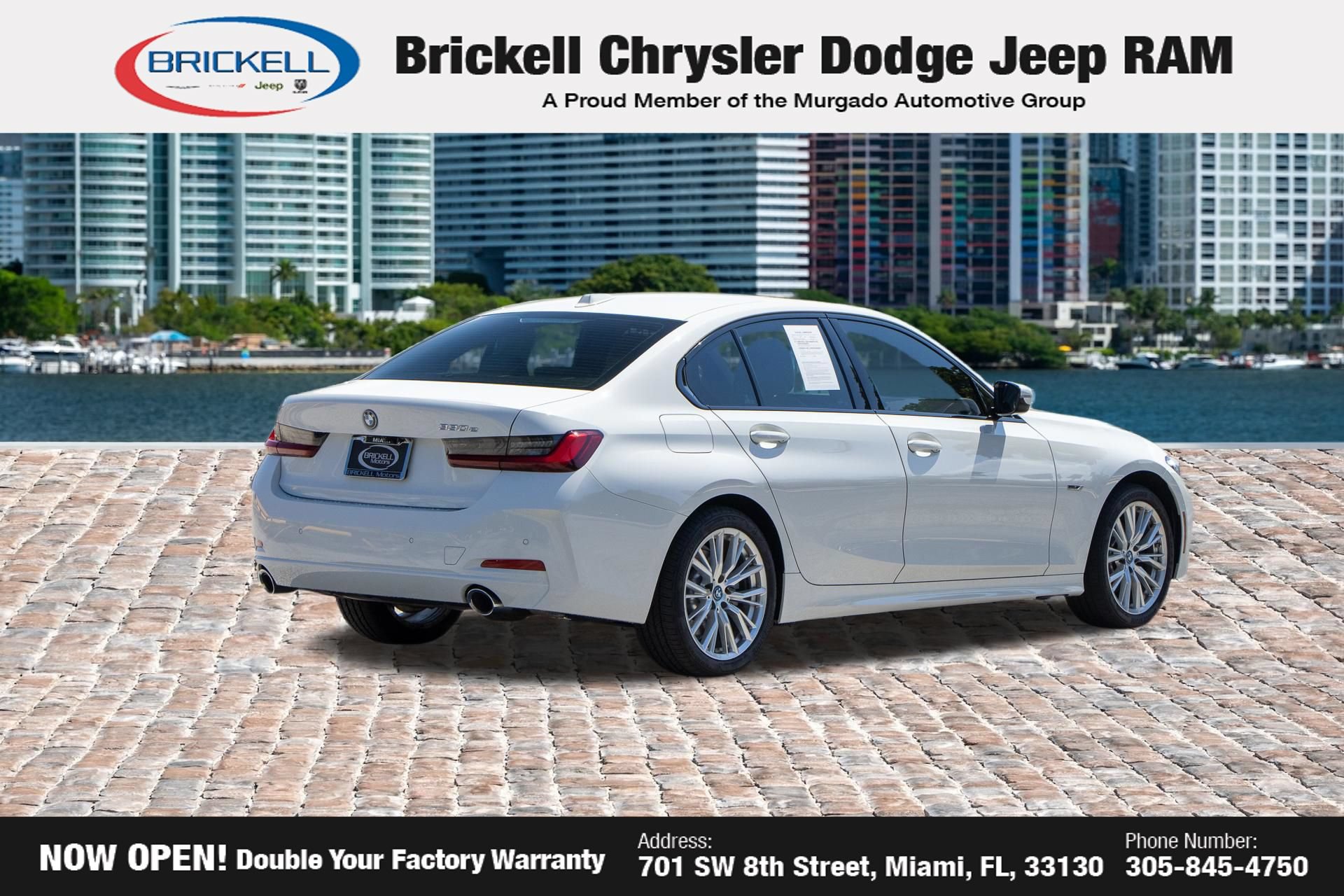 Used 2023 BMW 330e w/ Driving Assistance Package RWD image 5