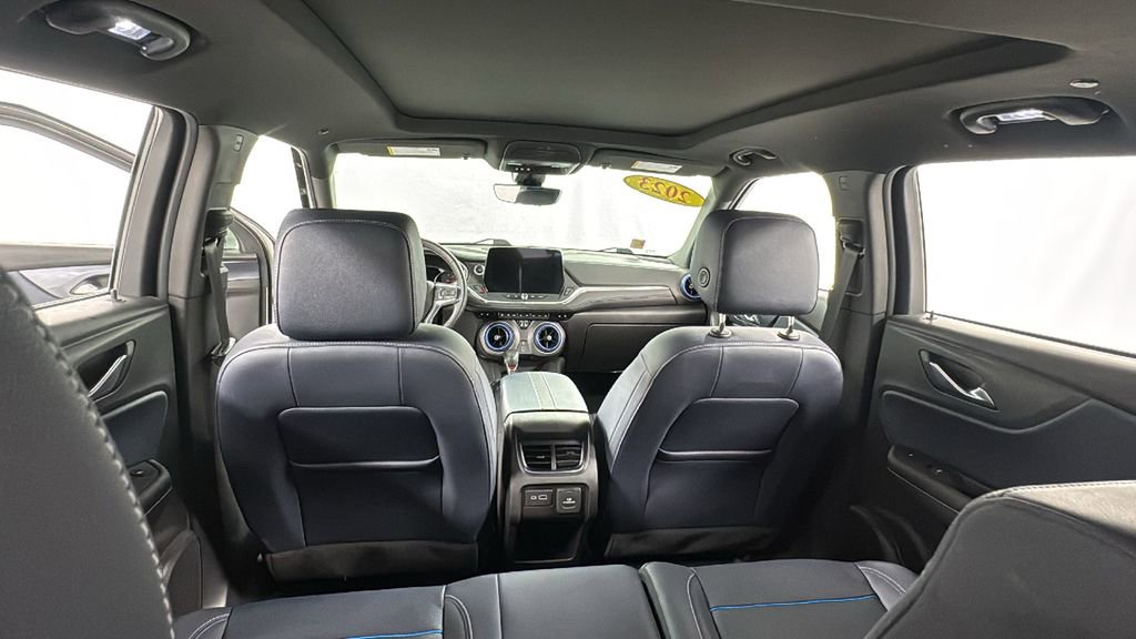 Used 2023 Chevrolet Blazer RS w/ Driver Confidence II Package image 18