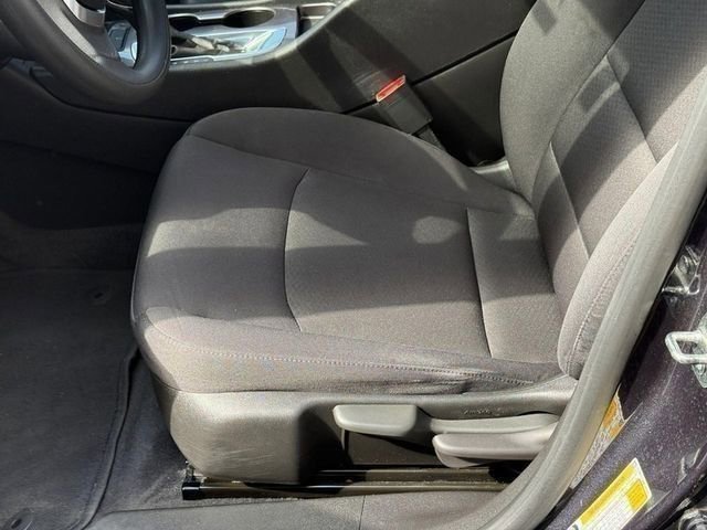 Used 2022 Chevrolet Malibu LS image 17