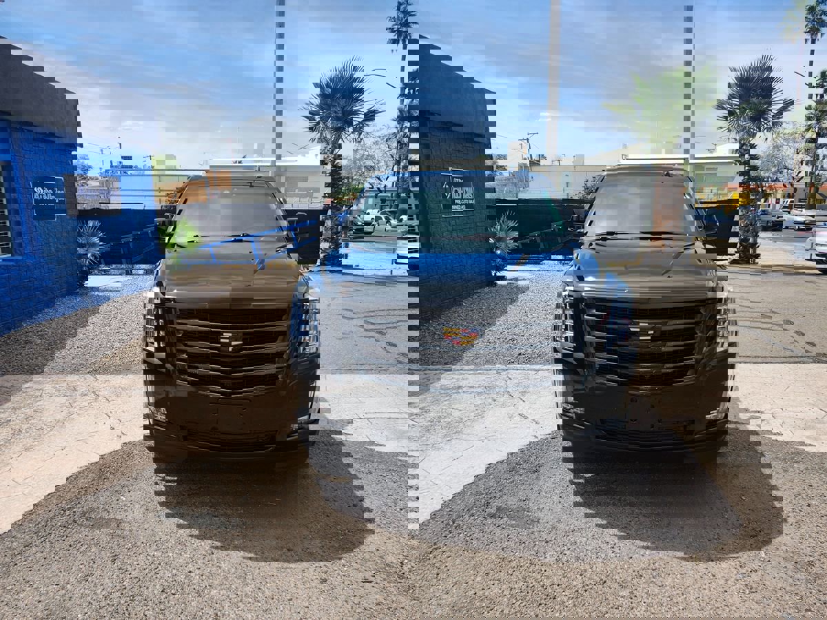 Used 2017 Cadillac Escalade ESV Luxury image 6