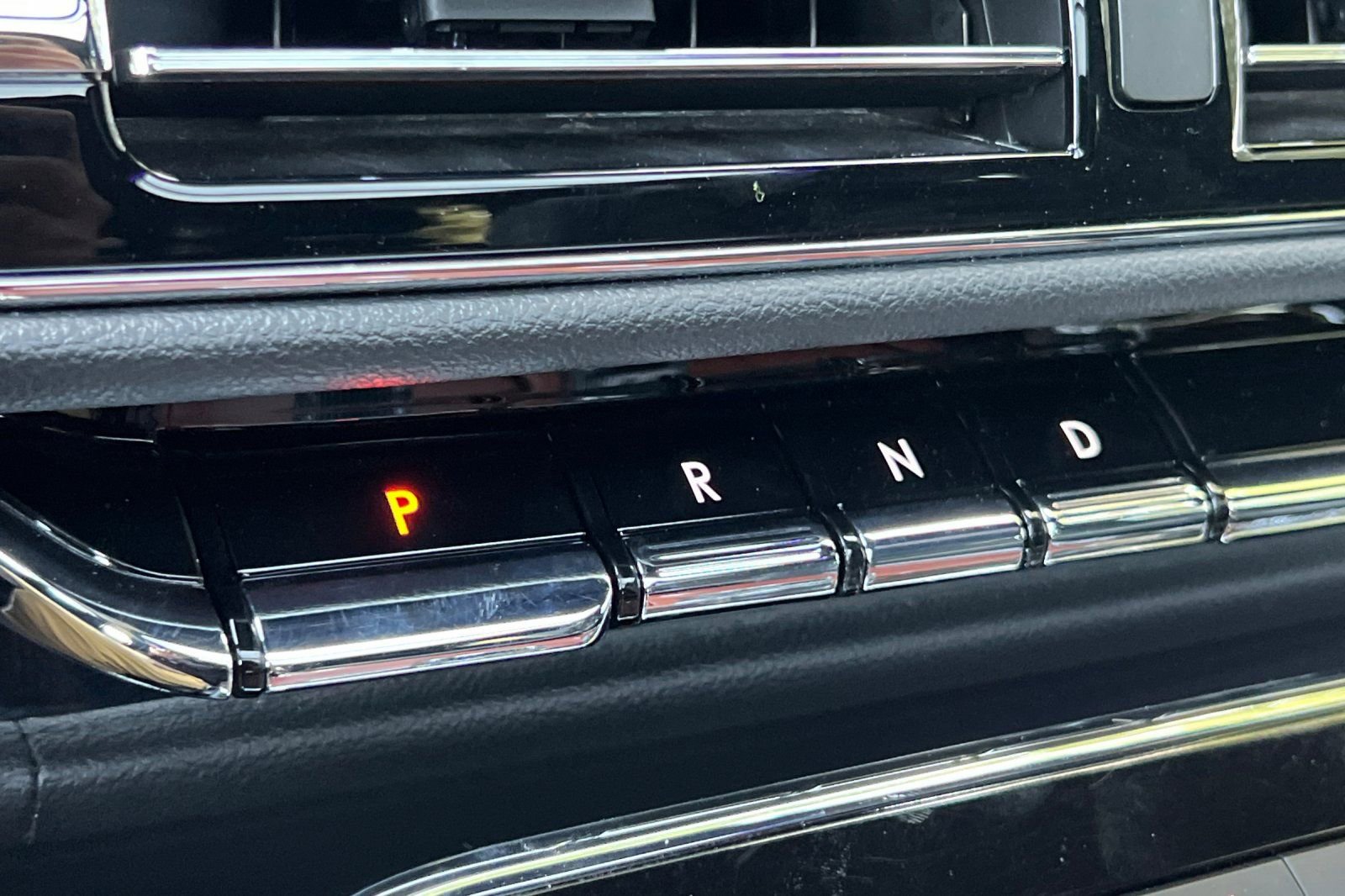 Certified 2023 Lincoln Navigator L Reserve AWD/4WD image 23