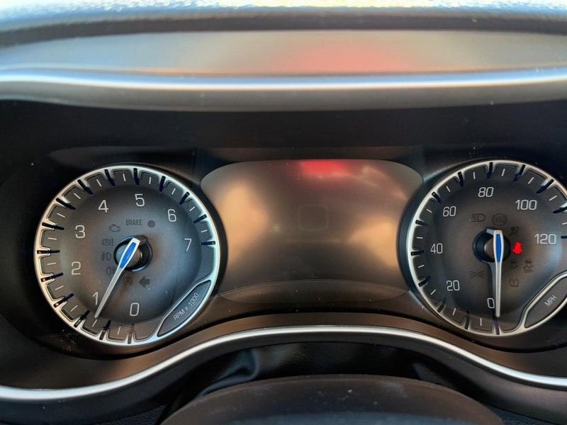 New 2026 Chrysler Pacifica Select image 15