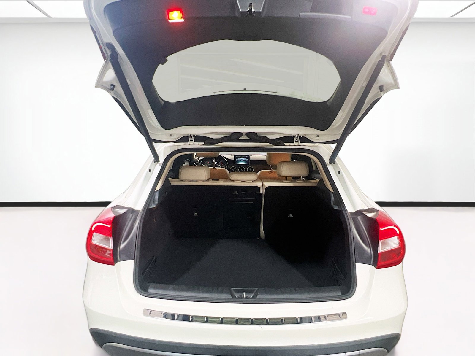 Used 2016 Mercedes-Benz GLA 250 4MATIC image 21