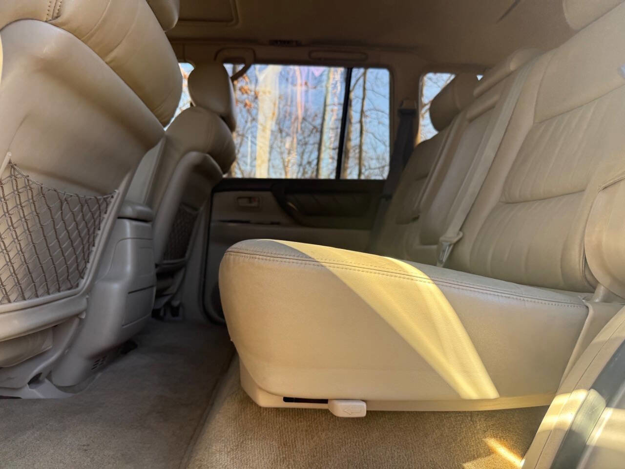 Used 2000 Toyota Land Cruiser Base AWD 4dr SUV image 57