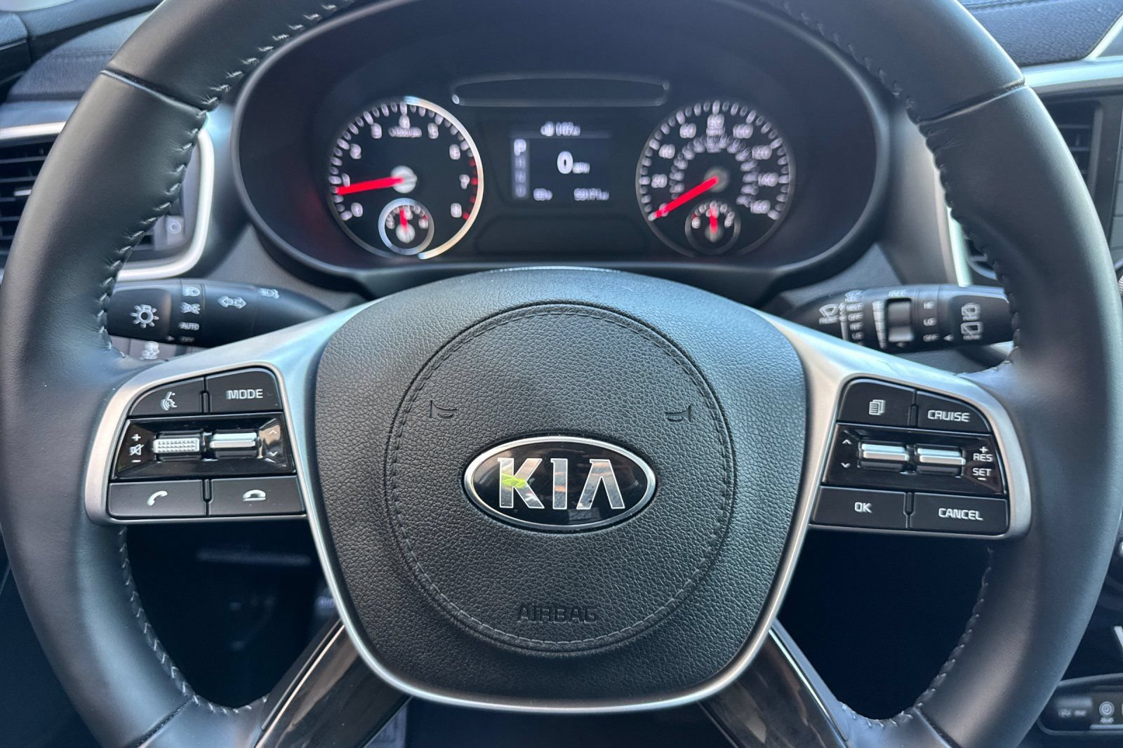 Used 2020 Kia Sorento S FWD image 24