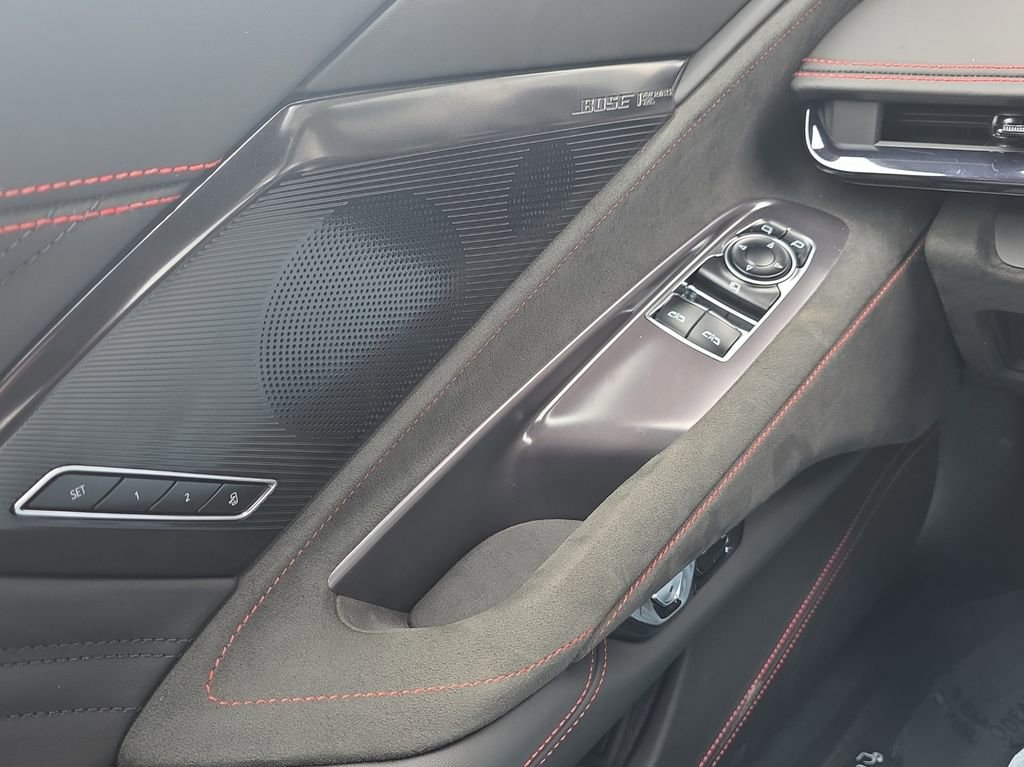 Used 2025 Chevrolet Corvette E-Ray w/ Stealth Interior Trim Package image 11
