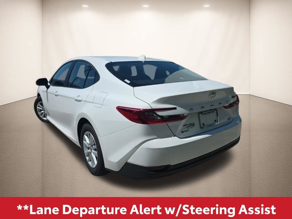 Used 2026 Toyota Camry LE image 10