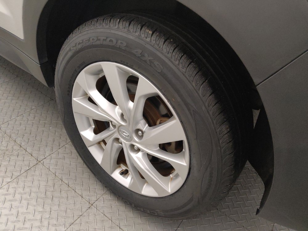 Used 2019 Hyundai Tucson SE image 31