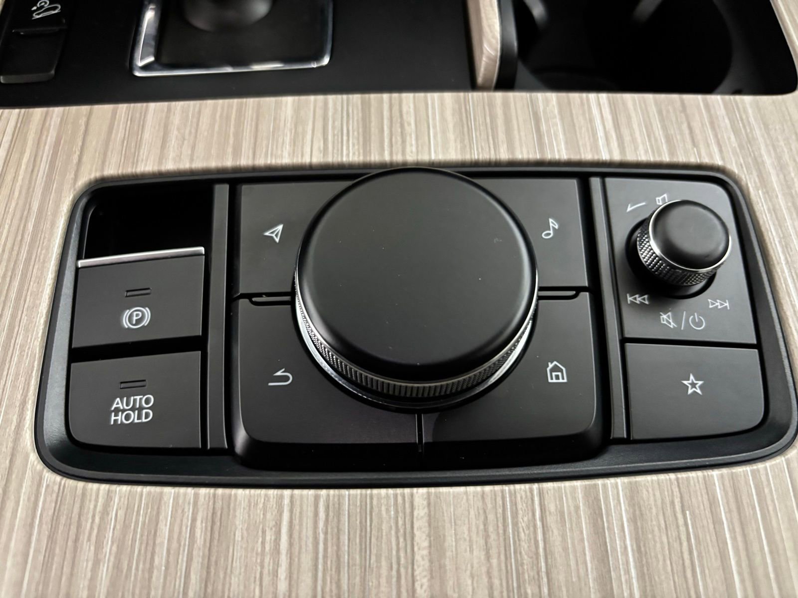 Certified 2025 MAZDA CX-90 Plug-In Hybrid w/Premium Sport image 28