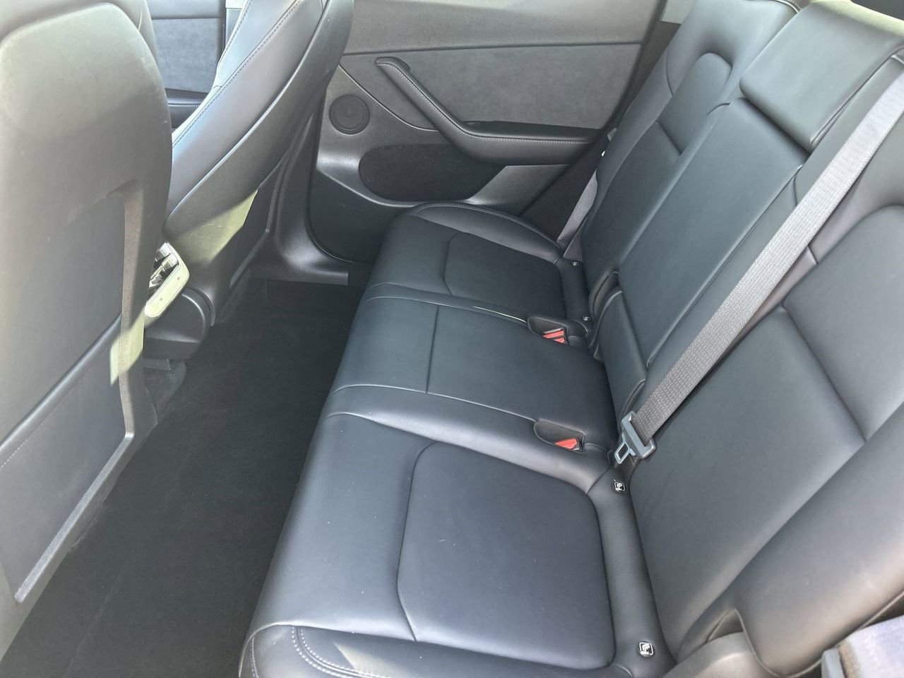 Used 2024 Tesla Model Y Long Range RWD image 14