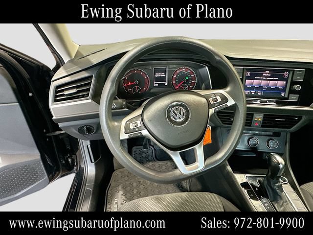 Used 2019 Volkswagen Jetta R-Line FWD image 11