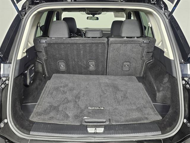 Used 2024 Nissan Rogue S image 18