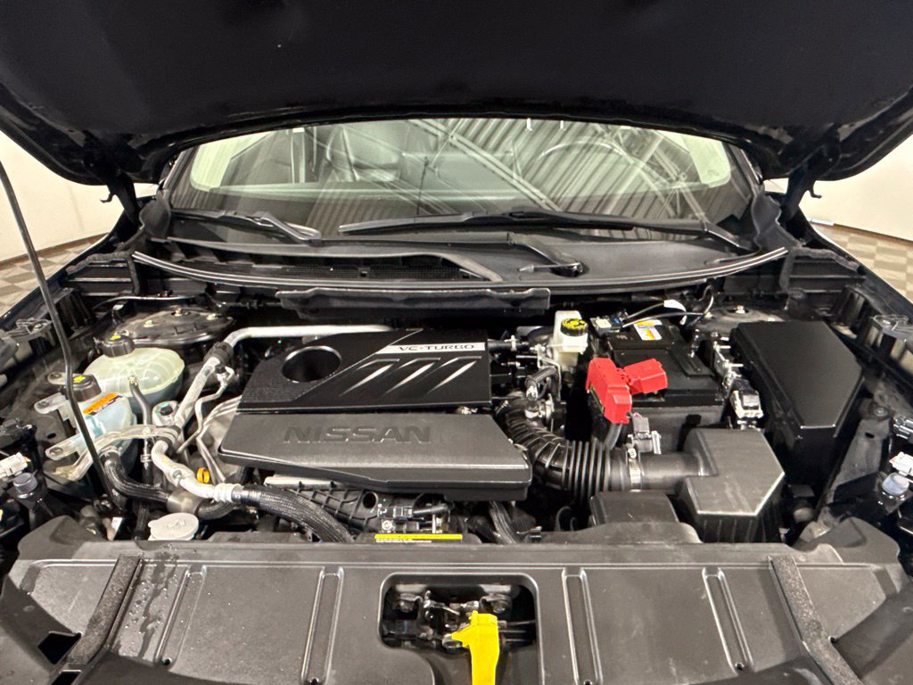 Used 2024 Nissan Rogue SL AWD/4WD image 4