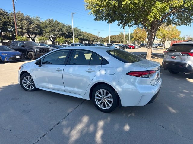 Certified 2026 Toyota Corolla LE w/ LE Premium Package FWD image 5