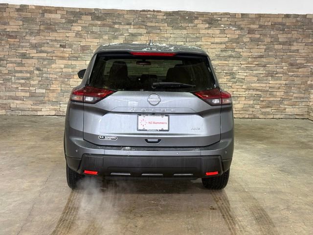 Certified 2025 Nissan Rogue SV image 7