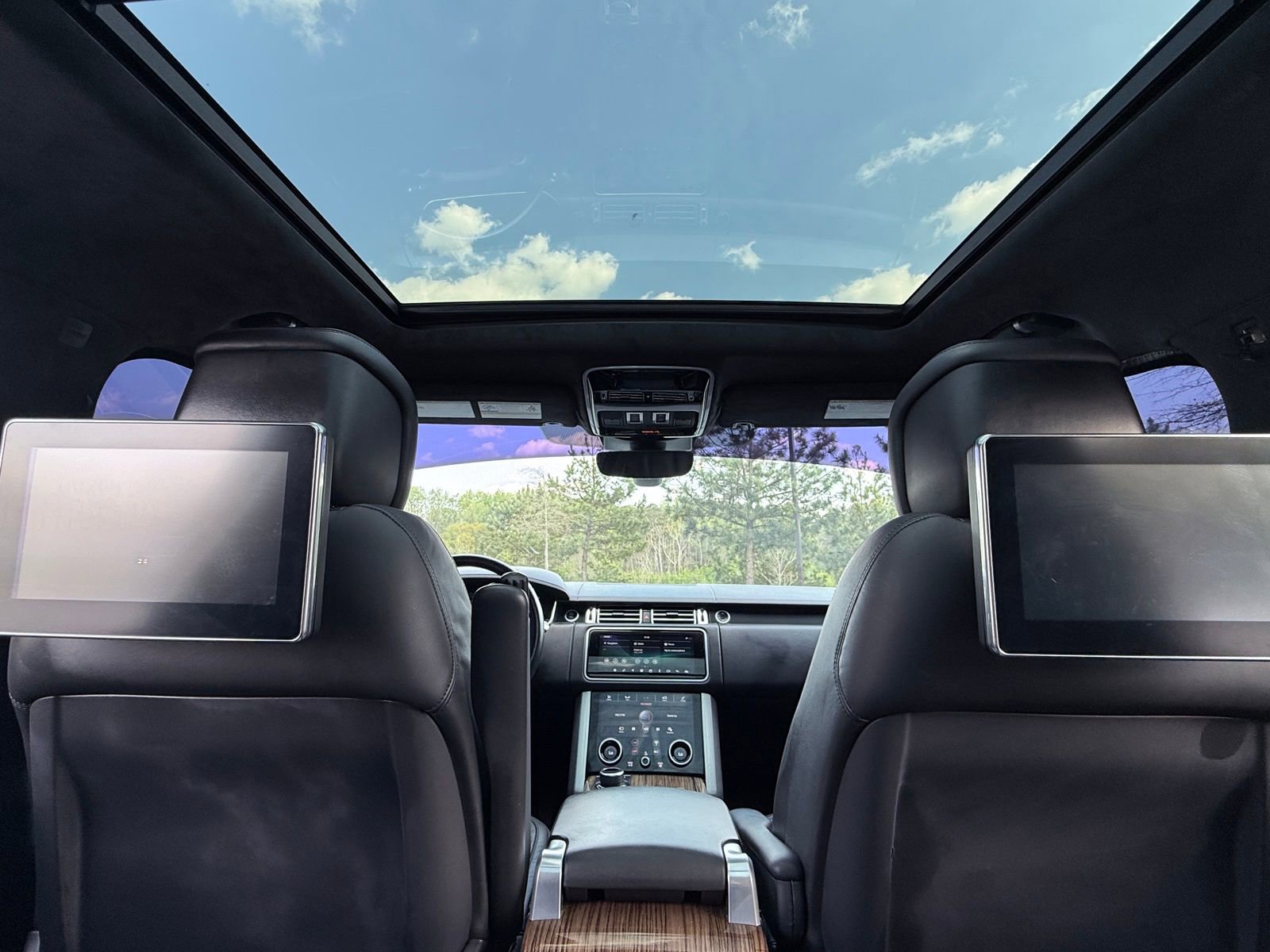 Used 2018 Land Rover Range Rover Supercharged image 35