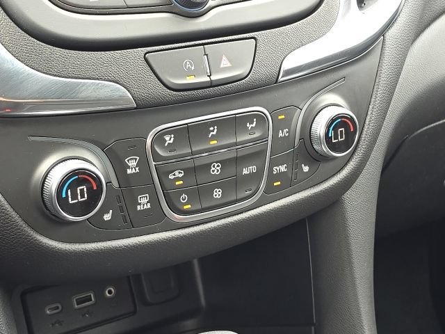 Used 2024 Chevrolet Equinox LT w/ LPO, Floor Liner Package FWD image 31