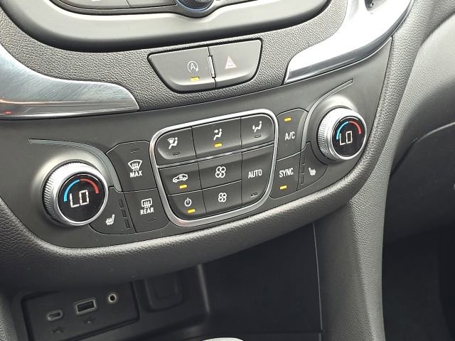 Used 2024 Chevrolet Equinox LT w/ LPO, Floor Liner Package FWD image 31