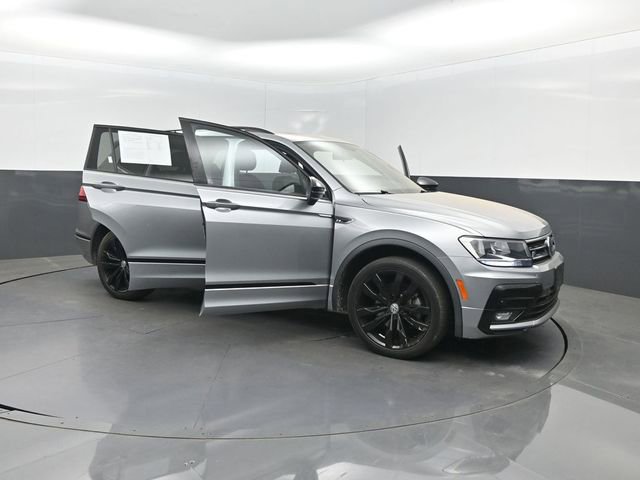 Used 2021 Volkswagen Tiguan SE R-Line FWD image 36