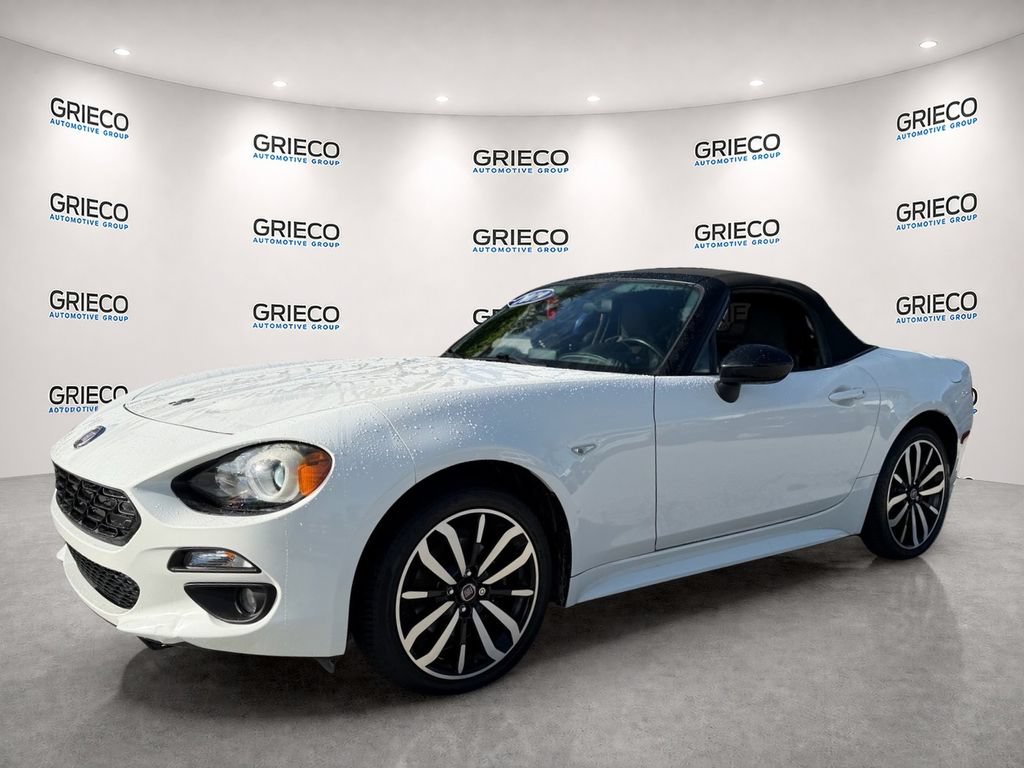 Used 2019 FIAT 124 Spider RWD image 3