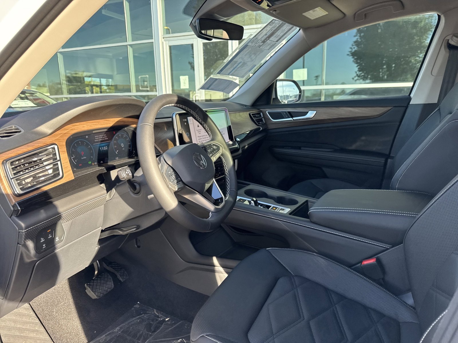 New 2026 Volkswagen Atlas SE image 10