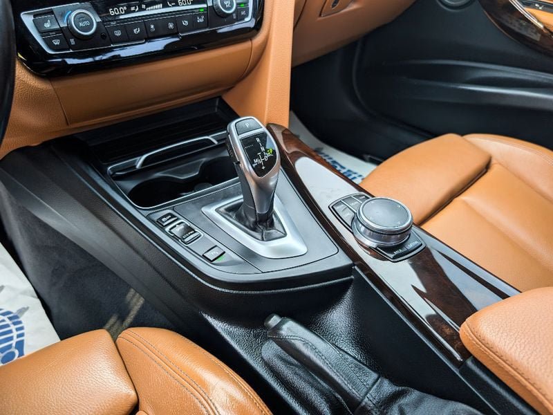 Used 2018 BMW 340i xDrive Sedan AWD/4WD image 21