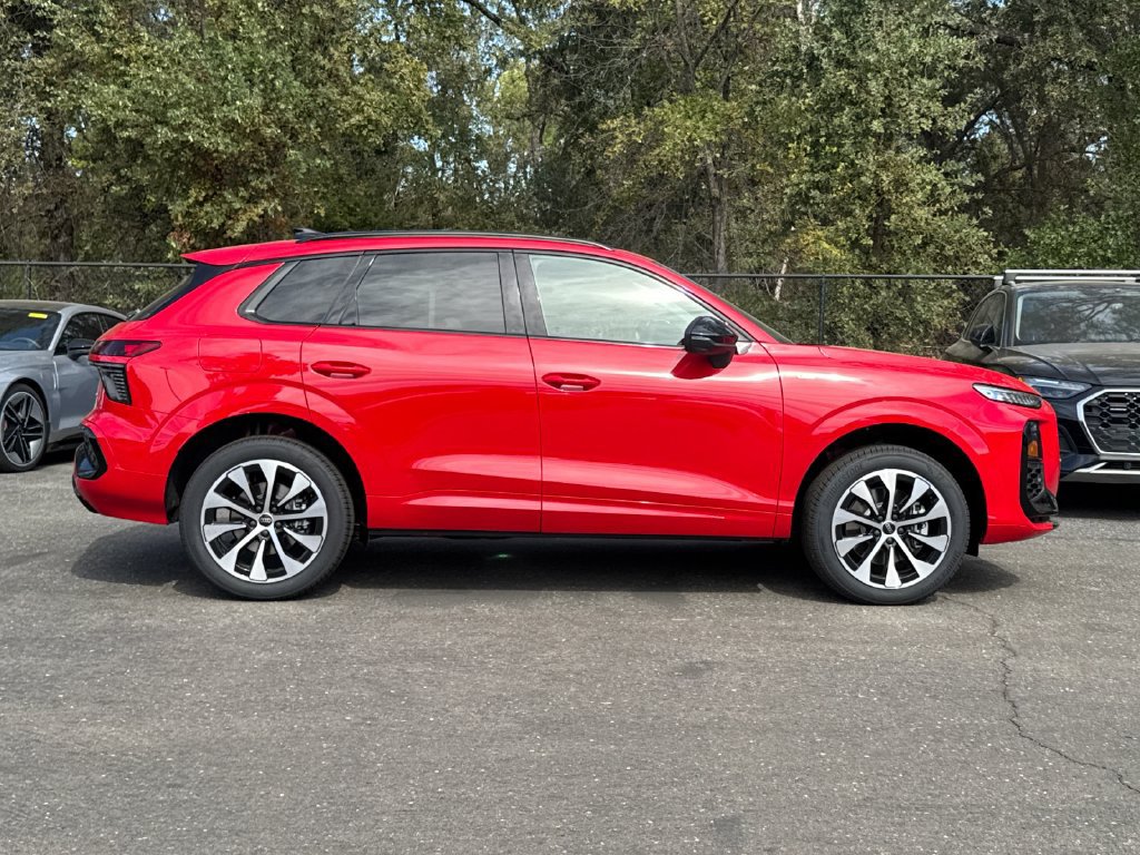 New 2026 Audi Q3 quattro 2.0T AWD/4WD image 4