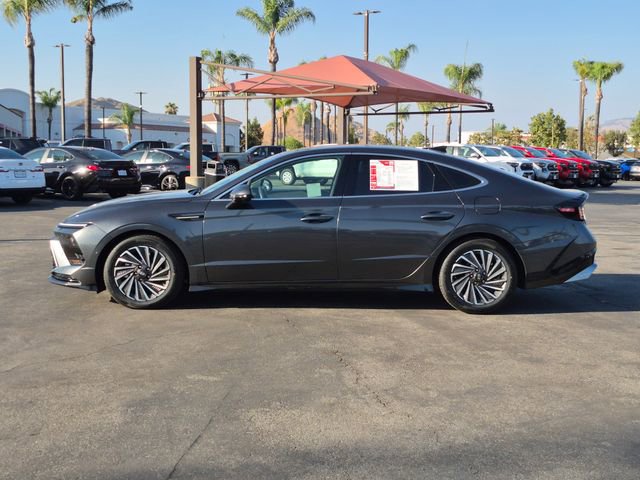 Used 2025 Hyundai Sonata Limited FWD image 9