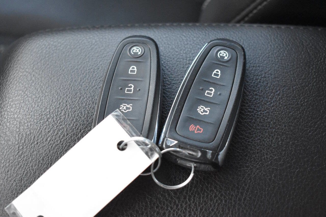 Used 2014 Ford Focus Titanium image 33