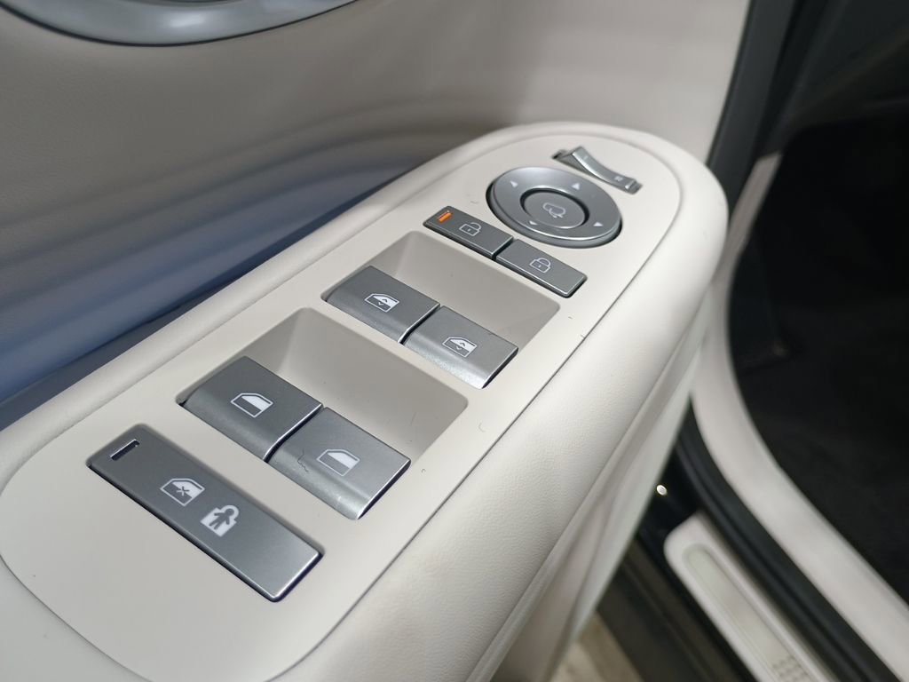 New 2026 Hyundai Ioniq 9 SEL image 18